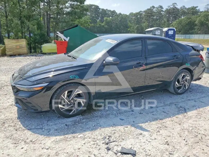 2025 Hyundai Elantra фото