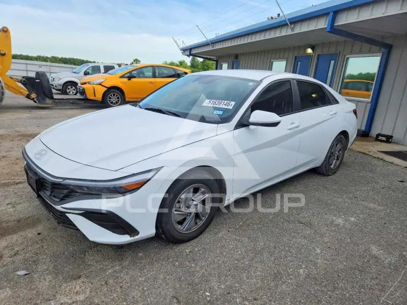2025 Hyundai Elantra фото
