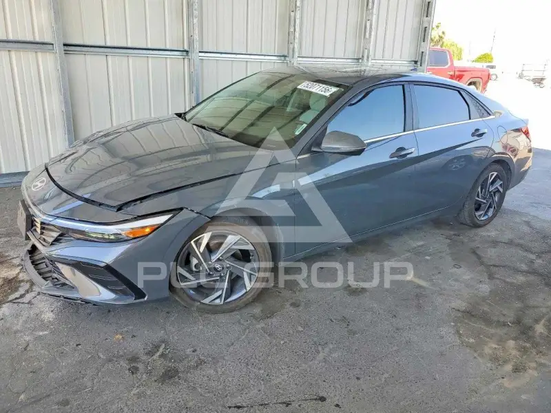 2025 Hyundai Elantra фото
