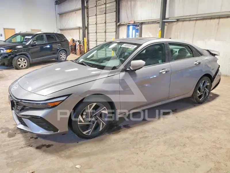 2025 Hyundai Elantra фото