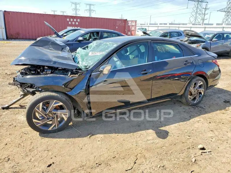 2025 Hyundai Elantra фото