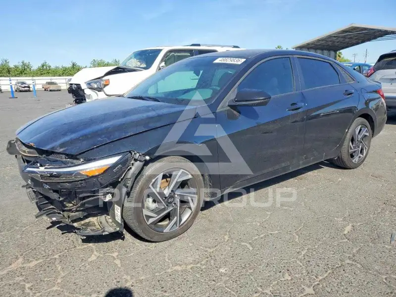 2025 Hyundai Elantra фото