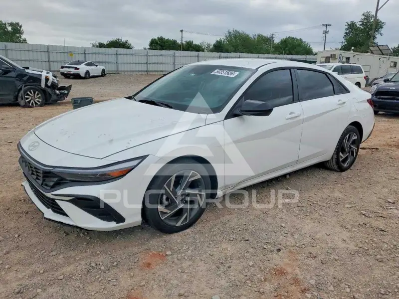 2025 Hyundai Elantra фото