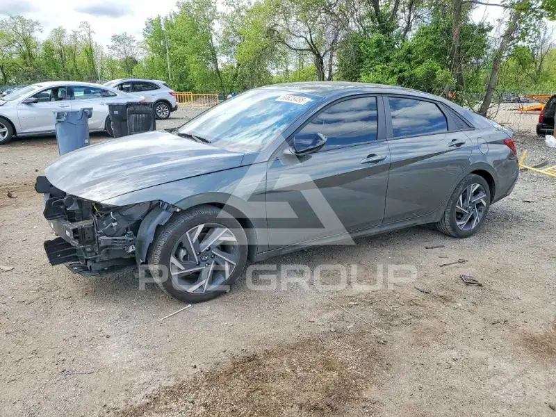 2025 Hyundai Elantra фото