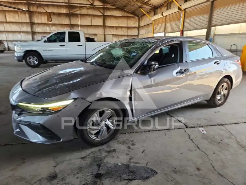 2025 Hyundai Elantra фото