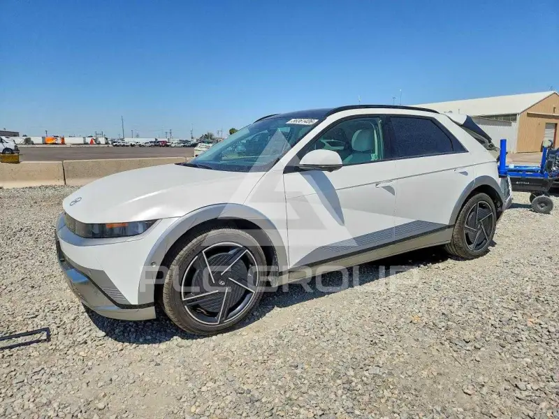 2025 Hyundai Ioniq photo
