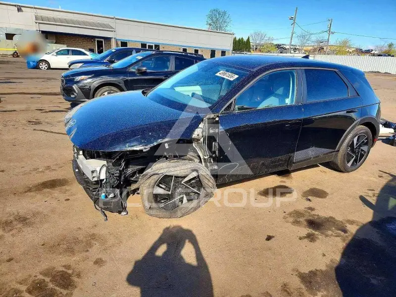 2025 Hyundai Ioniq photo