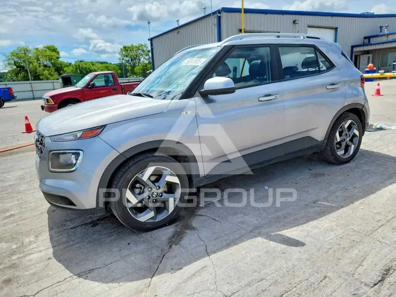 2025 Hyundai Venue фото