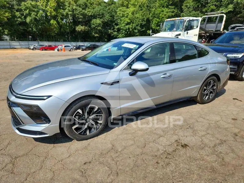 2025 Hyundai Sonata photo