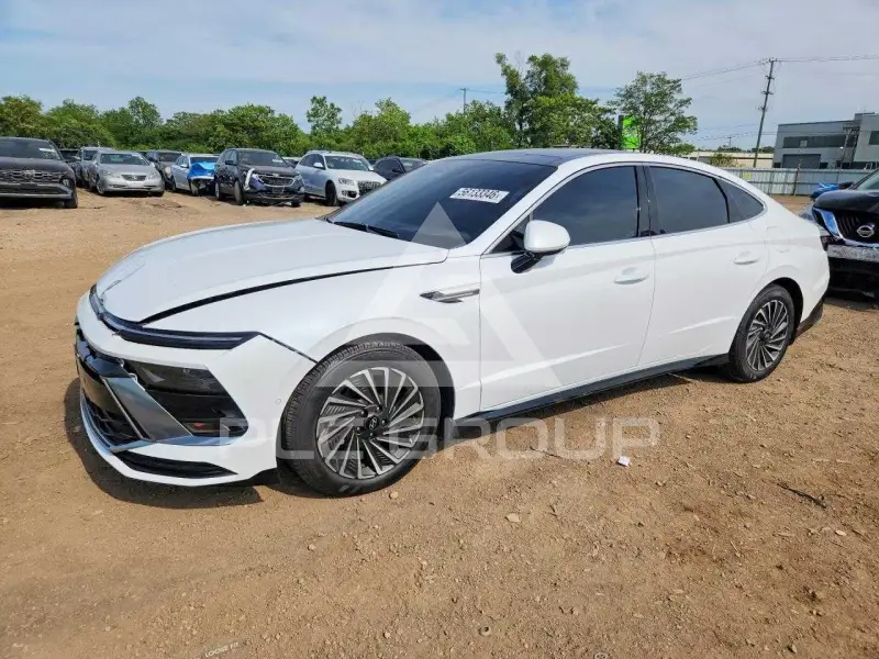 2025 Hyundai Sonata photo