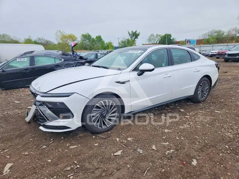 2025 Hyundai Sonata photo