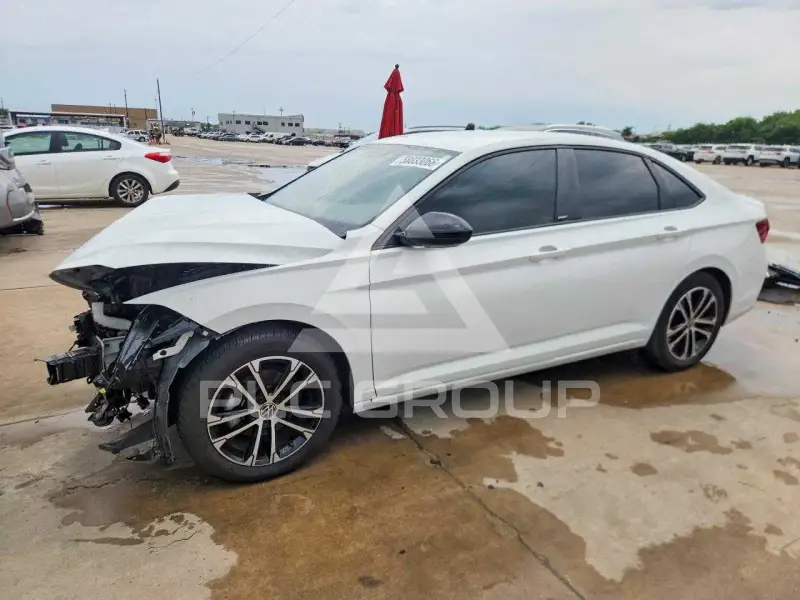 2025 Volkswagen Jetta photo