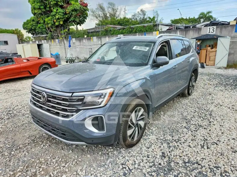 2025 Volkswagen Atlas photo