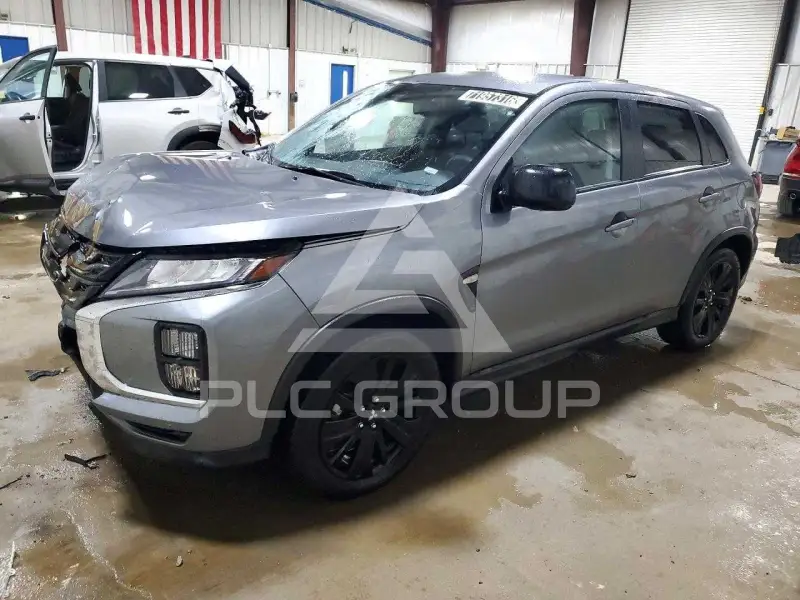 2026 Mitsubishi OUTLANDER photo
