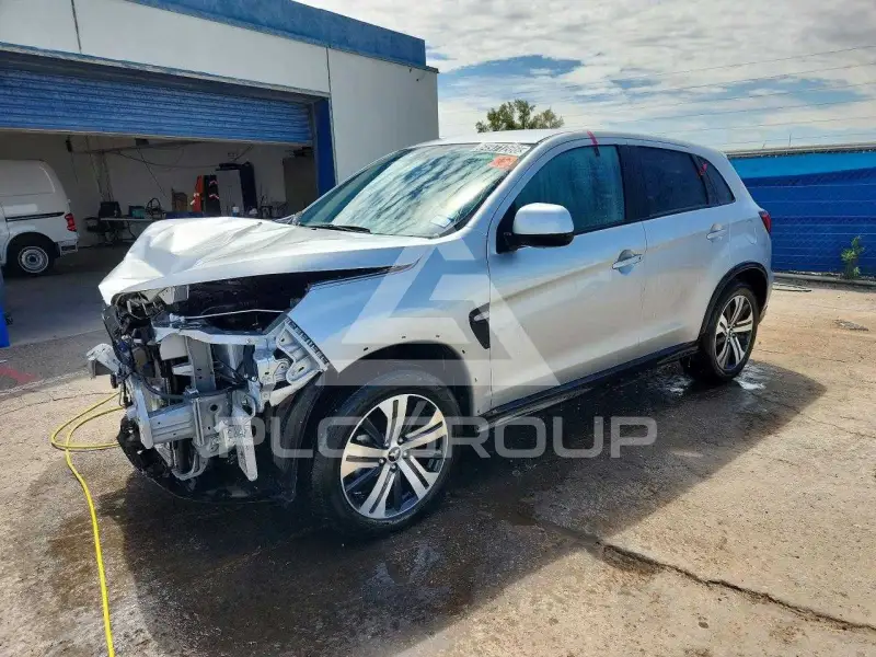 2026 Mitsubishi OUTLANDER фото