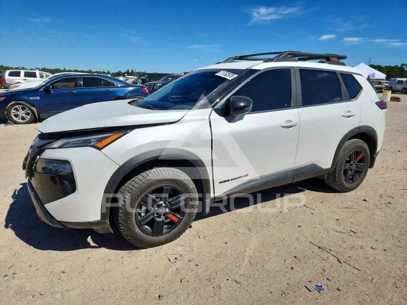 2026 Nissan ROGUE photo