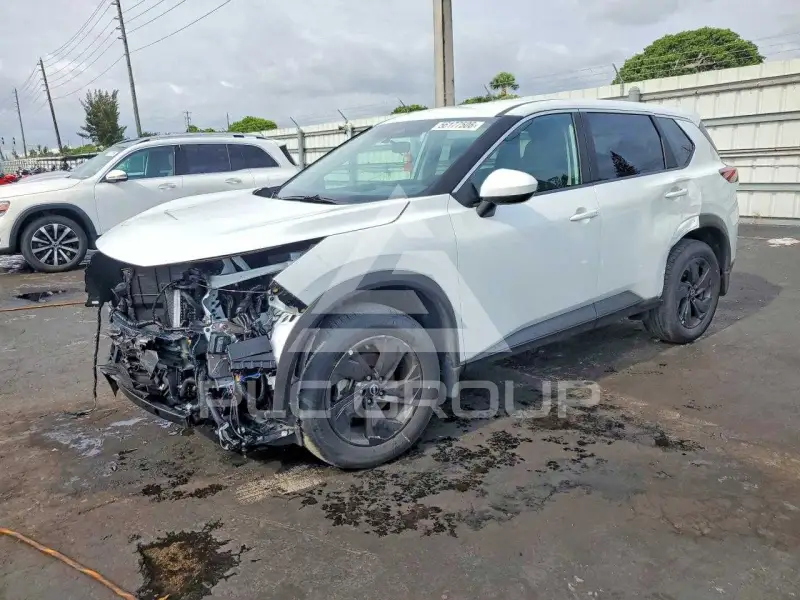 2026 Nissan ROGUE фото