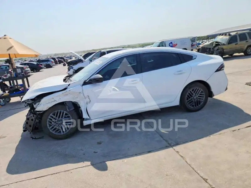 2026 Nissan SENTRA фото