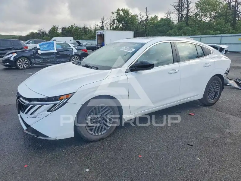2026 Nissan SENTRA фото