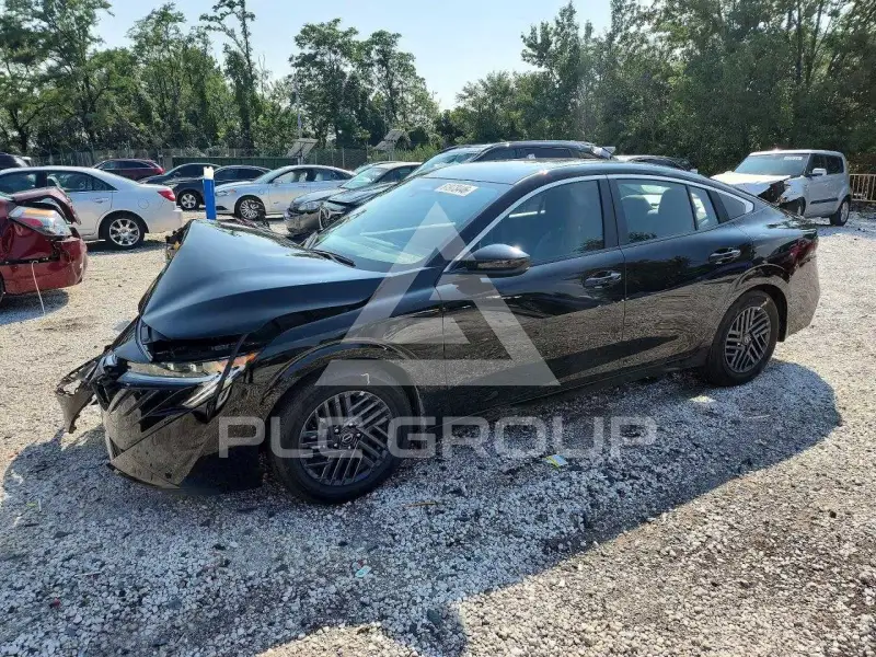 2026 Nissan SENTRA photo