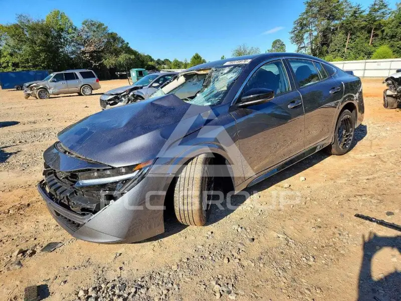 2026 Nissan SENTRA photo