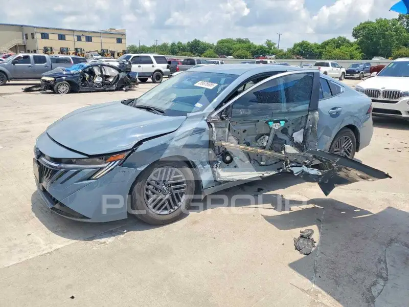2026 Nissan SENTRA photo