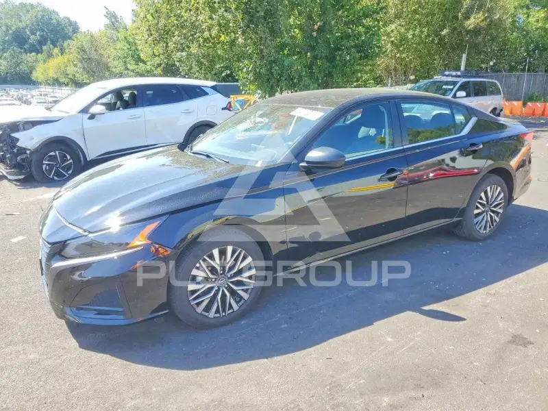2026 Nissan ALTIMA photo
