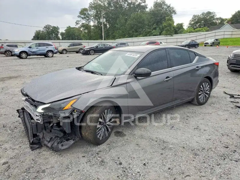 2026 Nissan ALTIMA photo