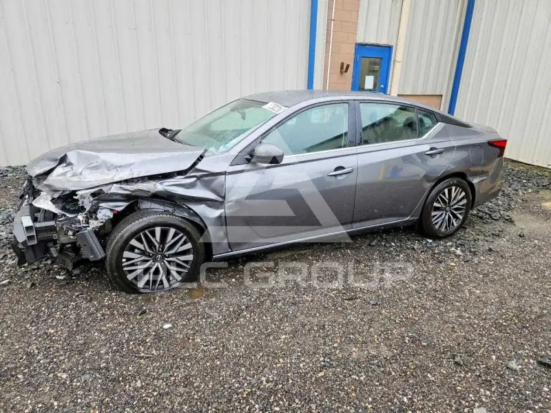 2026 Nissan ALTIMA photo
