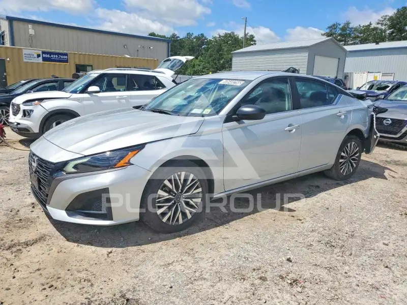 2026 Nissan ALTIMA photo