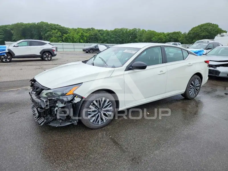 2026 Nissan ALTIMA photo