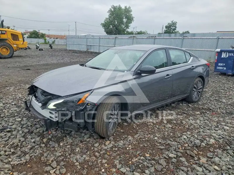 2026 Nissan ALTIMA photo