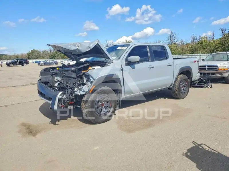 2026 Nissan FRONTIER photo