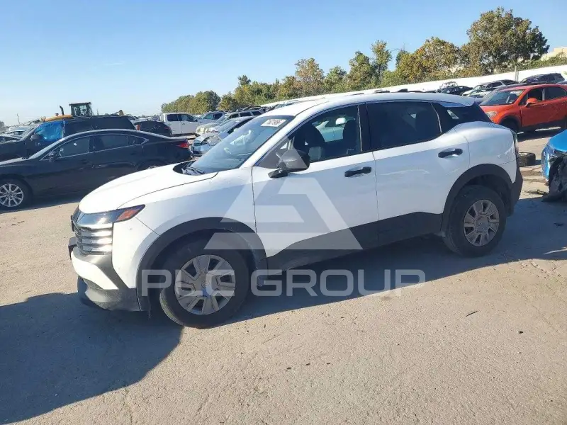 2026 Nissan KICKS photo