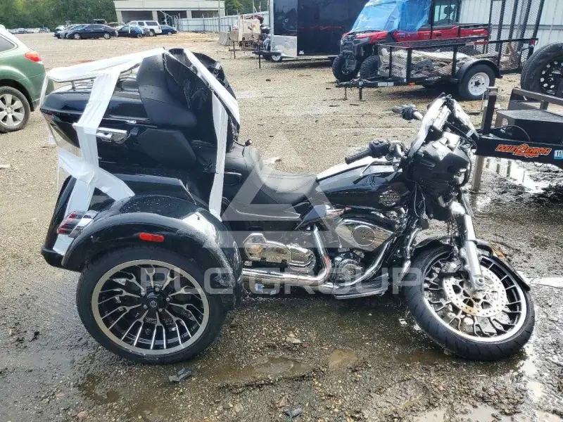 2026 Harley-Davidson  фото