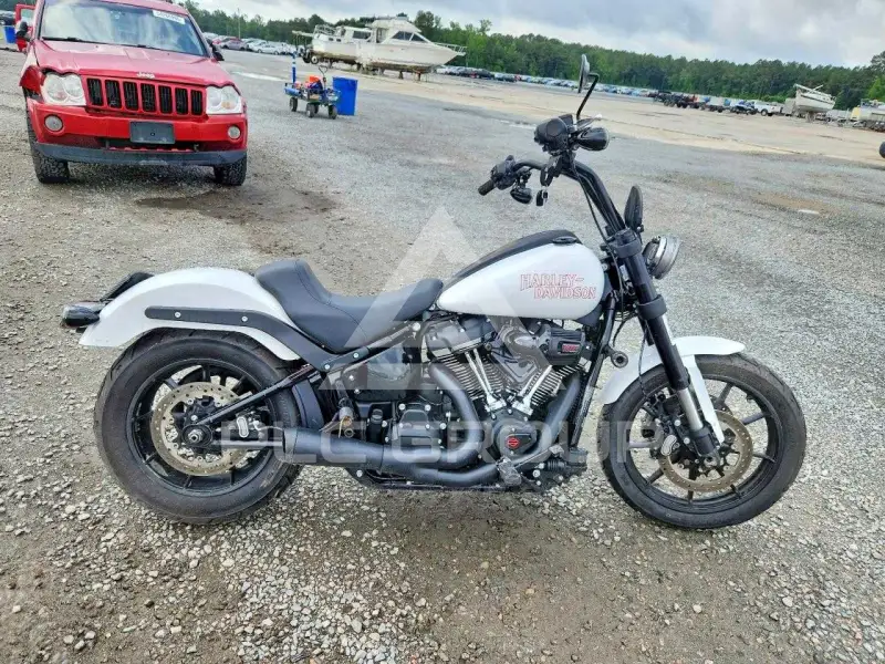 2026 Harley-Davidson FXLR фото