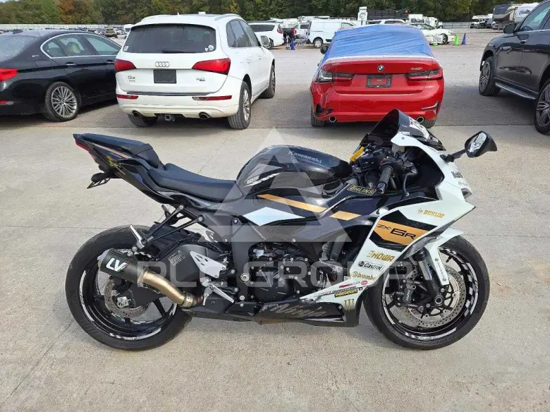 2026 Kawasaki Ninja600 фото