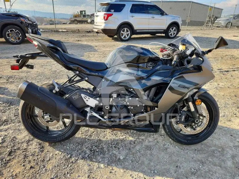 2026 Kawasaki Ninja600 фото
