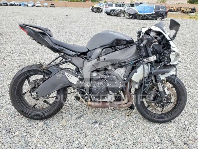 2026 Kawasaki Ninja600 фото