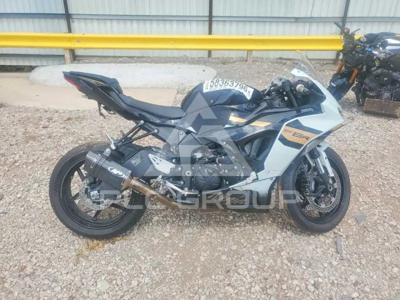 2026 Kawasaki Ninja600 фото