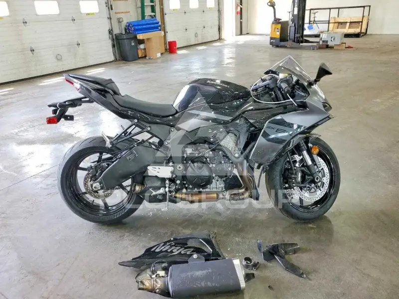 2026 Kawasaki ZX636 фото