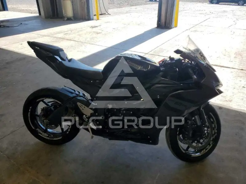 2026 Kawasaki ZX636 фото