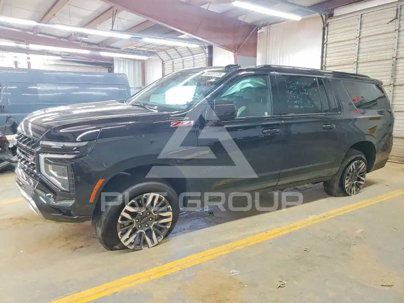 2026 Chevrolet Suburan photo