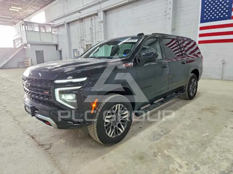 2026 Chevrolet Suburan photo