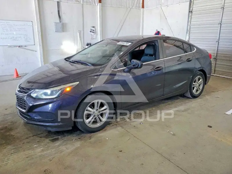 2016 Chevrolet Cruze photo
