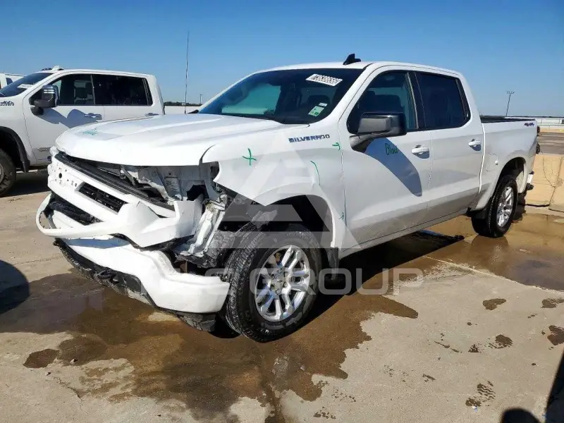2026 Chevrolet Silverado photo