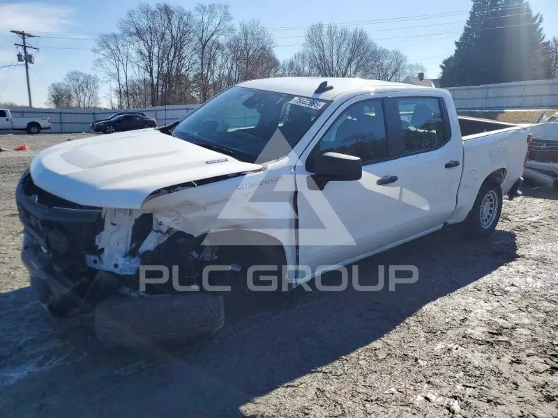 2026 Chevrolet Silverado photo