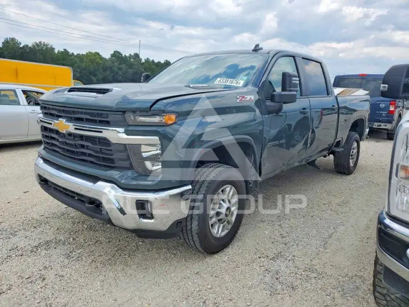 2026 Chevrolet Silverado фото