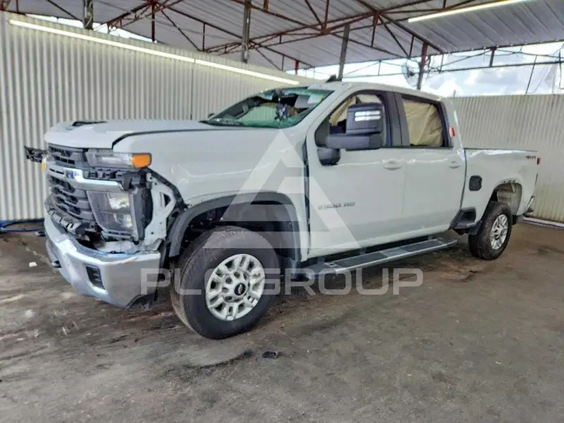 2026 Chevrolet Silverado фото