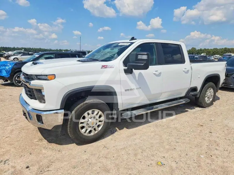 2026 Chevrolet Silverado фото